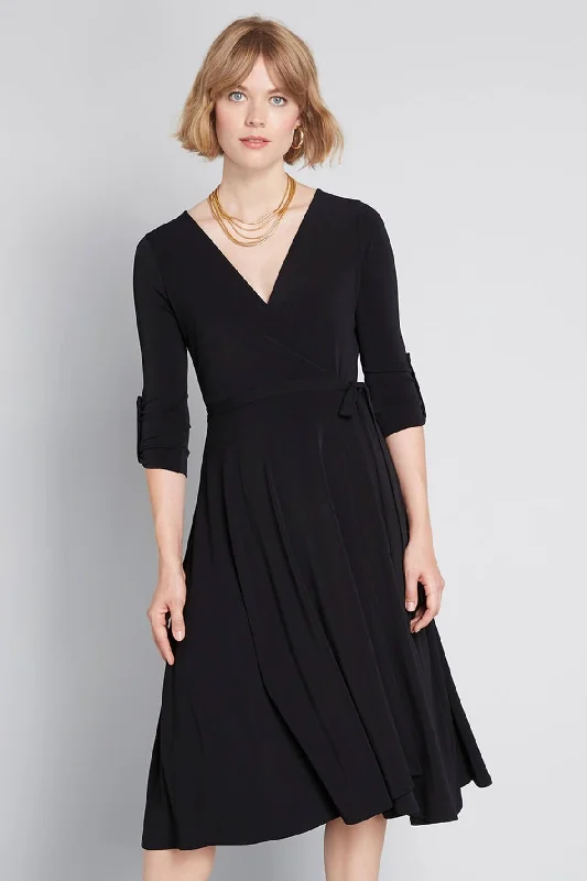 Say Yes to Timeless Midi Dress